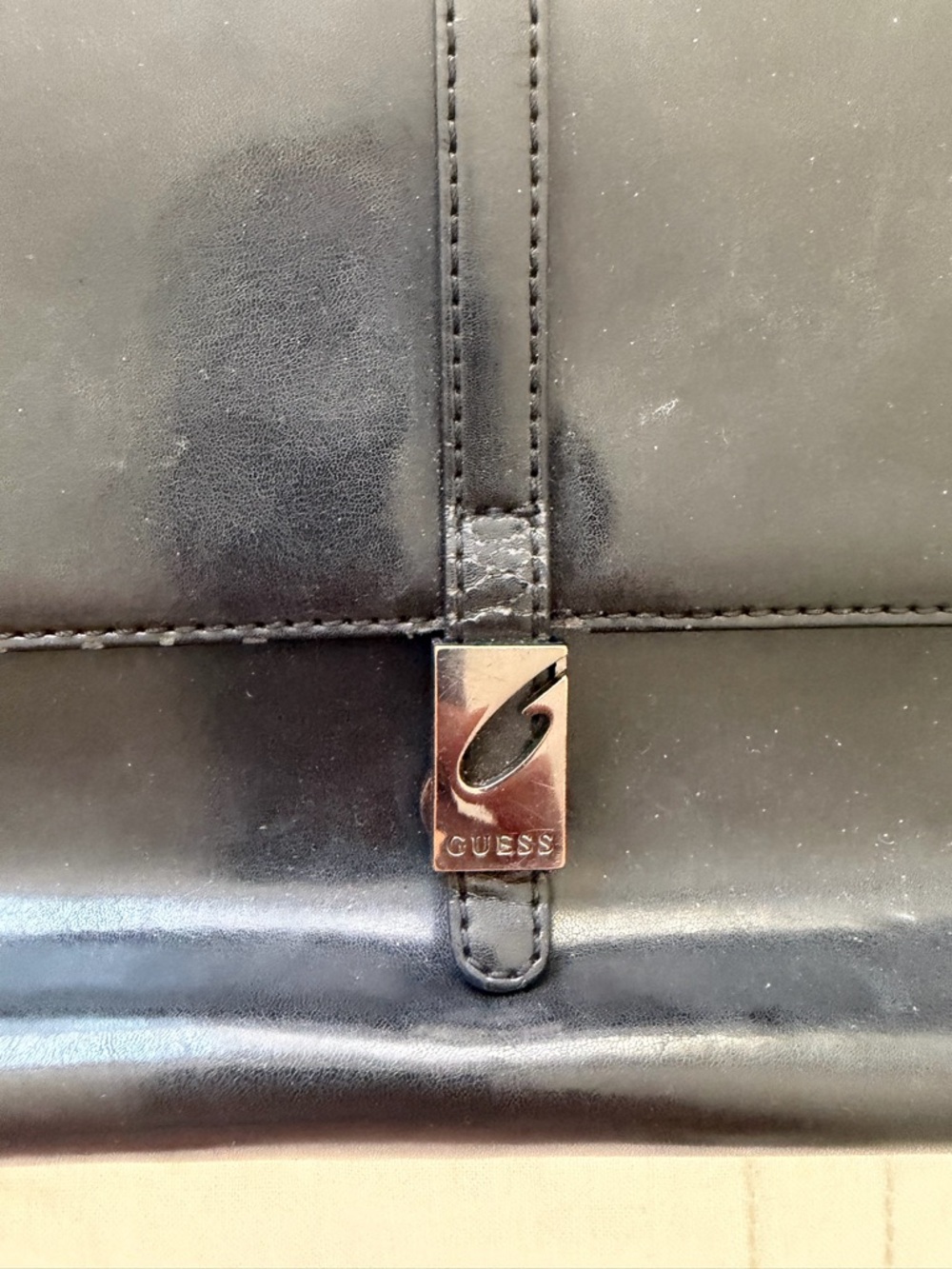 Guess Black Leather Shoulder Bag with Front Flap - Picture 2 of 7